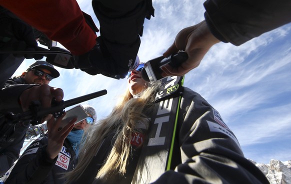 United States&#039; Lindsey Vonn answers reporters&#039; questions in the finish area after completing an alpine ski, women&#039;s World Cup super-G in Cortina D&#039;Ampezzo, Italy, Sunday, Jan. 20,  ...