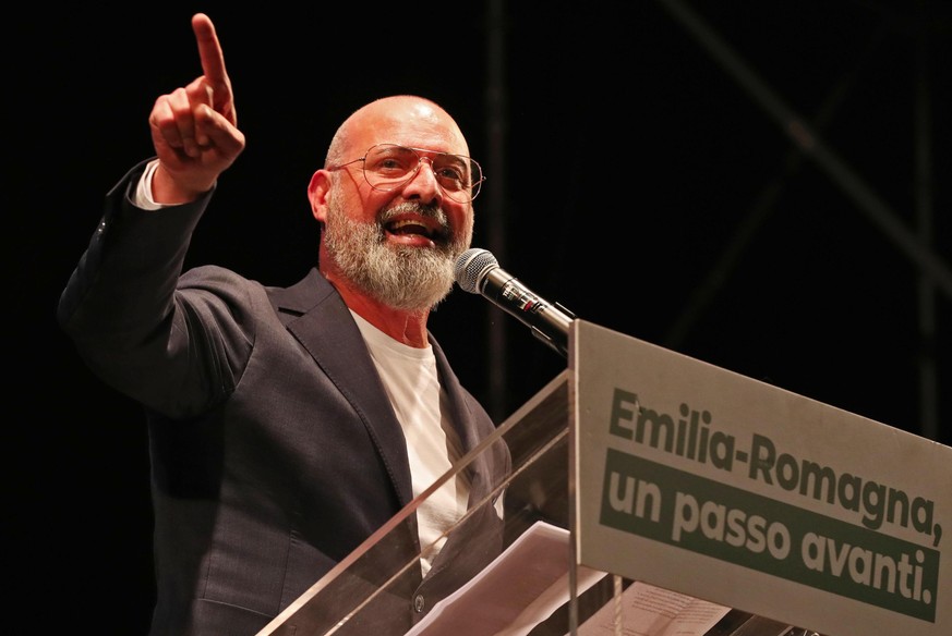 epa08161042 Emillia-Romagna Region Governor, and candidate Stefano Bonaccini speaks during the final rally of the centre-left election campaign in view of the regional elections that will take place o ...