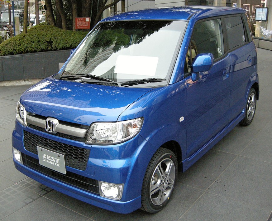 honda zest kei car japan https://en.wikipedia.org/wiki/Honda_Zest#/media/File:2007_Honda_Zest_Sports_01.JPG
