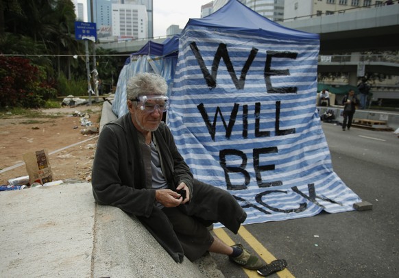 Sie haben es angekündigt: Jetzt sind die Demonstranten wieder zurück auf Hongkongs Strassen.&nbsp;