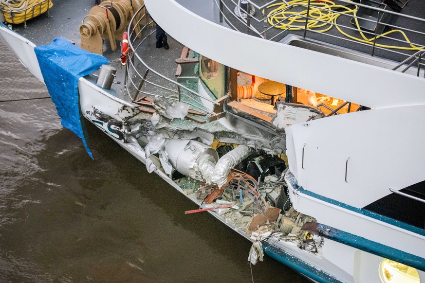 epa07450826 The damage is seen on the MS Edelweiss of the Swiss shipping company Scylla after a collision on river Waal with a cargo ship loaded with cars in Nijmegen, The Netherlands, 20 March 2019.  ...