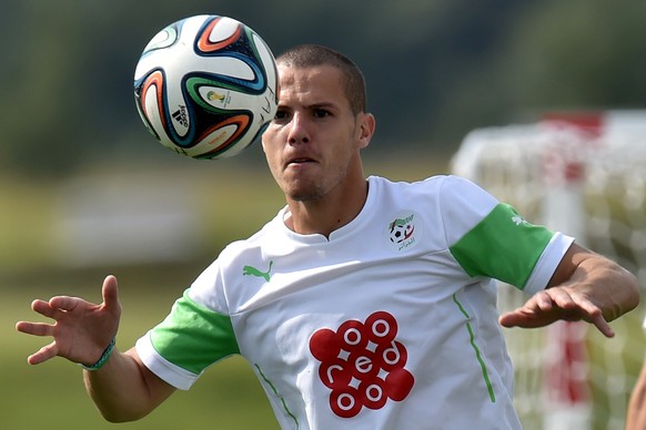 Djamel Mesbah will sich gegen Deutschland für einen Transfer aufdrängen.