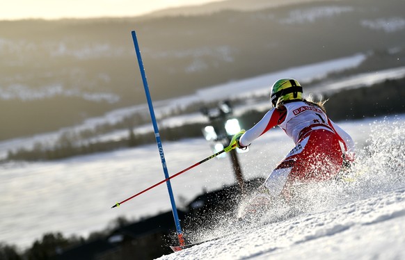 epa07374664 Katharina Liensberger of Austria during the second run of the women&#039;s Slalom race at the FIS Alpine Skiing World Championships in Are, Sweden, 16 February 2019. EPA/CHRISTIAN BRUNA