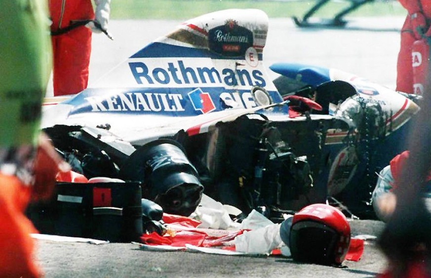 APA18101058-2 - 28042014 - IMOLA - ITALIEN: ZU APA 084 SI - Das Autowrack der Formel 1-Legende Ayrton Senna aufgenommen am 1. Mai 1994, nach seinem tödlichen Unfall während des Grand Prix von San Mari ...