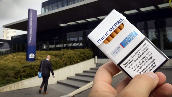 ARCHIV --- ZUM THEMA STARKES TABAKPRODUKTEGESETZ STELLEN WIR IHNEN FOLGENDES BILD ZUR VERFUEGUNG --- The international headquarters of the US tobacco company Philip Morris in Lausanne, Switzerland, Mo ...