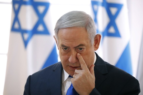 epa07844491 Israeli Prime Minister Benjamin Netanyahu gestures during a weekly cabinet meeting in the Jordan Valley, in the Israeli-occupied West Bank, 15 September 2019. EPA/AMIR COHEN / POOL