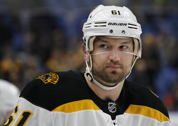 FILE - In this Feb. 25, 2018, file photo, Boston Bruins forward Rick Nash (61) skates prior to the first period of an NHL hockey game against the Buffalo Sabres, in Buffalo, N.Y. Veteran winger Rick N ...