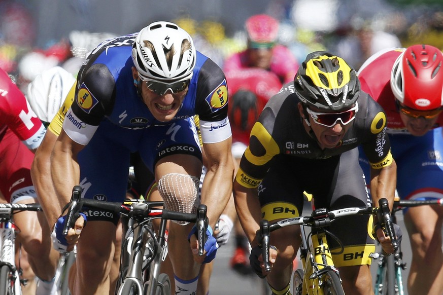 Marcel Kittel (links) bleibt im Sprint bei der 4. Etappe der Tour de France knapp vor Bryan Coquard.&nbsp;