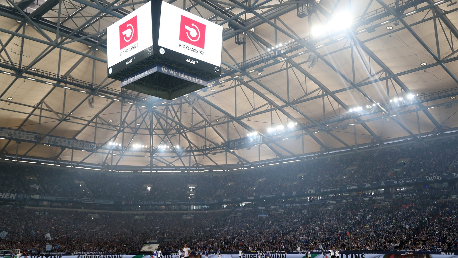 epa06699077 The stadium screen shows video assistant referee (VAR) symbol during the German Bundesliga soccer match between FC Schalke 04 and Borussia Moenchengladbach in Gelsenkirchen, Germany, 28 Ap ...