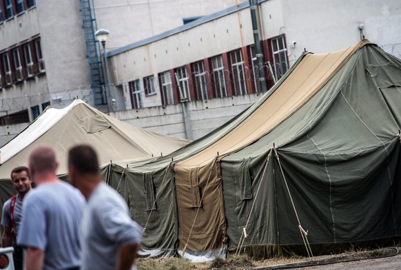 Flüchtlingscamp an der tschechisch-slowakischen Grenze bei&nbsp;Breclav.&nbsp;