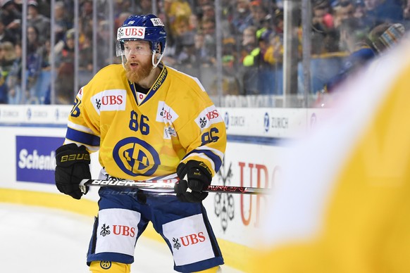 Davos&#039; Linus Klasen, in action during the game between Thomas Sabo Ice Tigers and HC Davos, at the 92th Spengler Cup ice hockey tournament in Davos, Switzerland, Thursday, December 27, 2018. (KEY ...