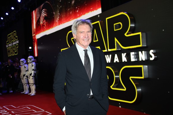 Harrison Ford poses for photographers upon arrival at the European premiere of the film &#039;Star Wars: The Force Awakens &#039; in London, Wednesday, Dec. 16, 2015. (Photo by Joel Ryan/Invision/AP)