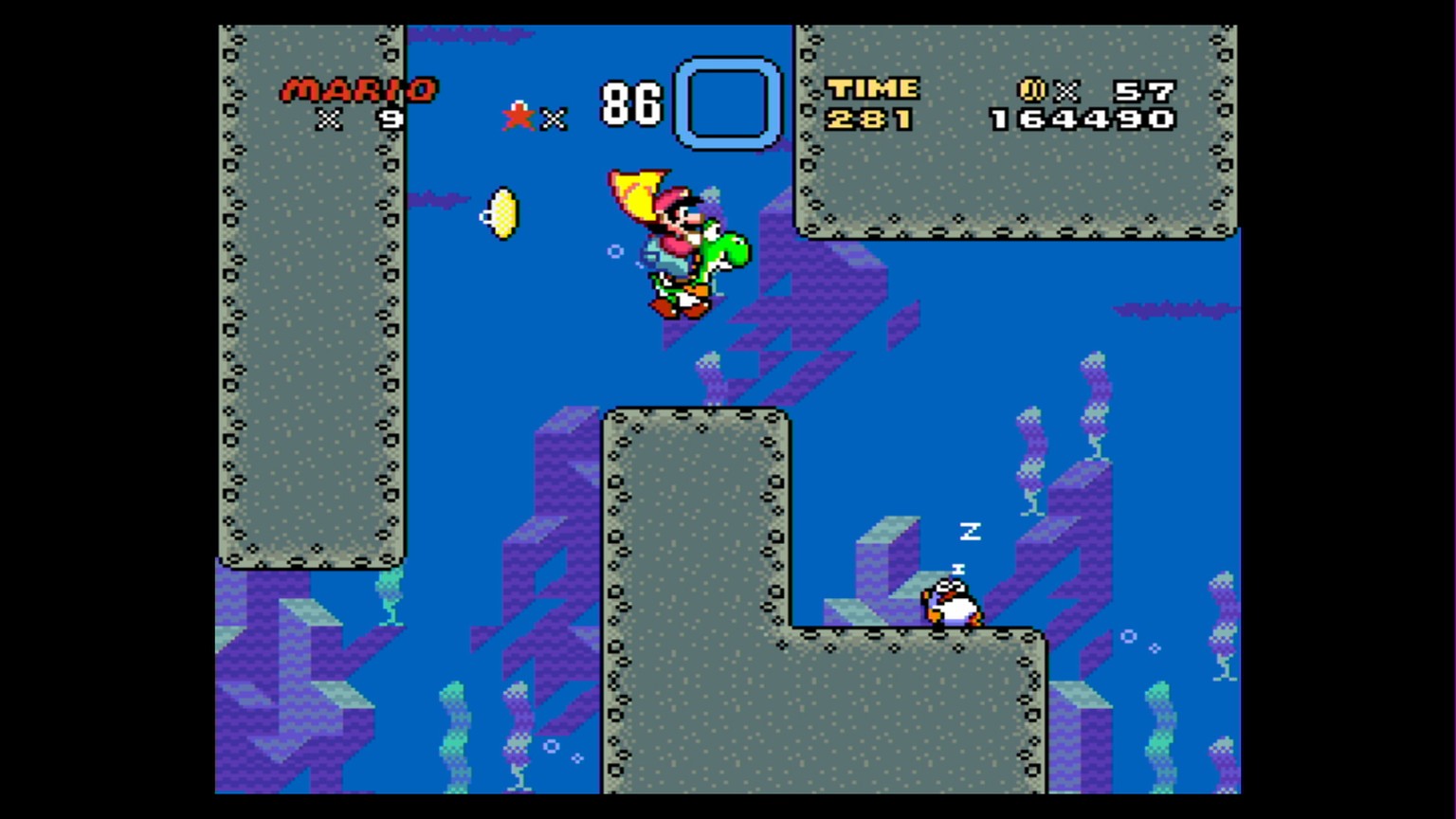 Ein Umhang und Yoshi. Jetzt kann Super Mario gar nichts mehr passieren.