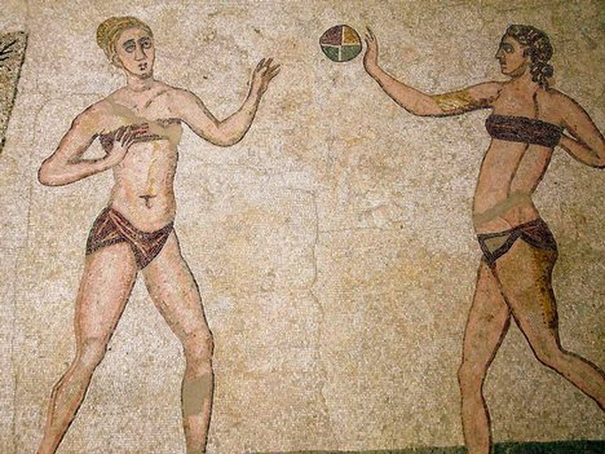 Ballspiele aus dem 4. Jahrhundert vor Christus, abgebildet auf der Wand der Villa Romana del Casale.
