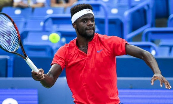 epa06147729 Frances Tiafoe of the US in action against Alexander Zverev of Germany during their match in the Western &amp; Southern Open at the Linder Family Tennis Center in Mason, Ohio, 16 August 20 ...
