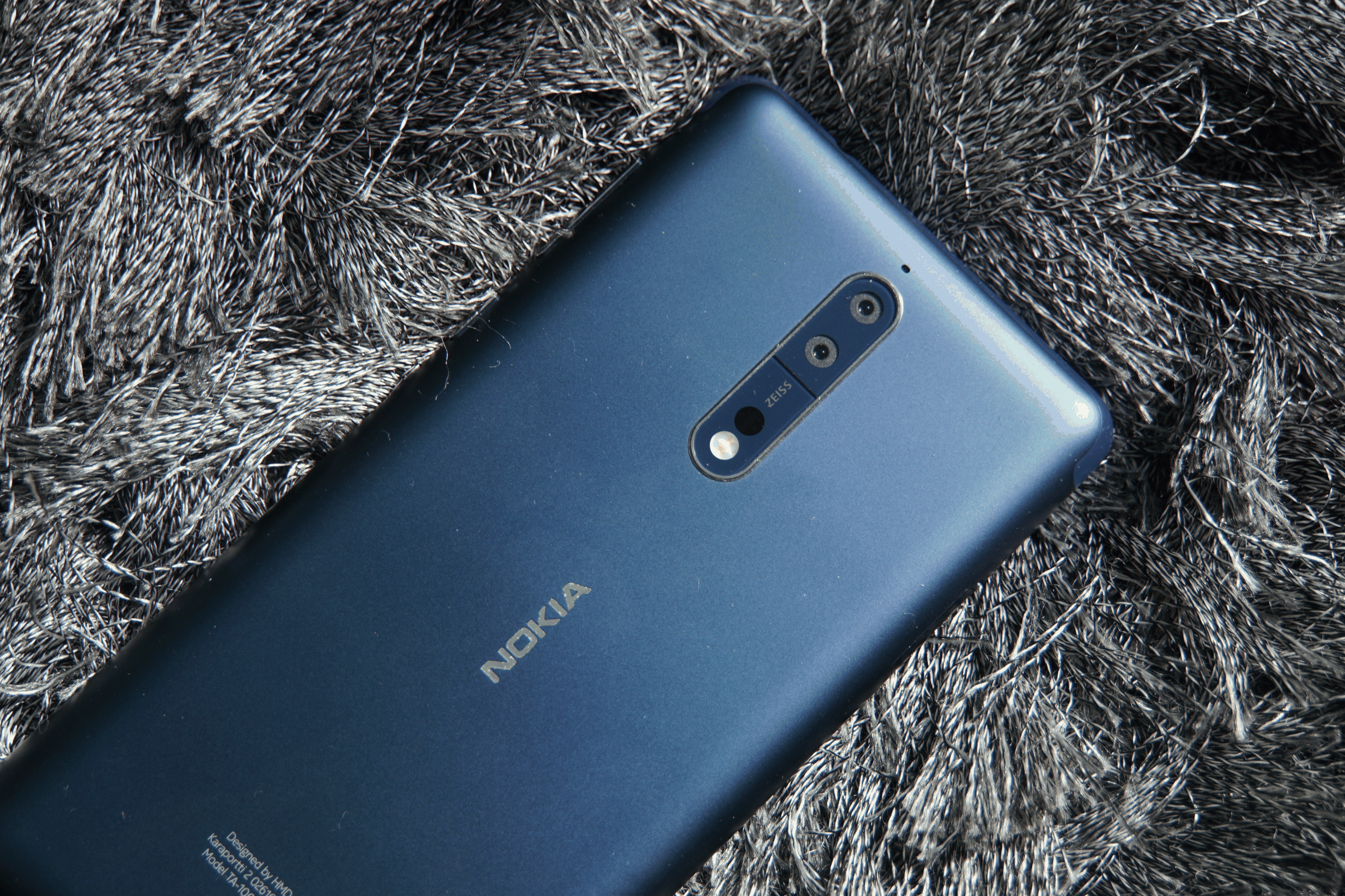 Das Nokia 8 ist nicht das beste, nicht das&nbsp;innovativste&nbsp;und schon gar nicht das aufsehenerregendste Smartphone der Welt, aber es kann vermutlich fast alles, was dir wirklich wichtig ist.