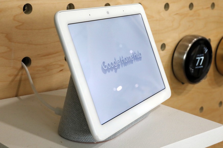 A Google Home Hub is displayed in New York, Tuesday, Oct. 9, 2018. Google rolled out a new device called Home Hub that couples a small display screen with an internet-connected speaker. (AP Photo/Rich ...