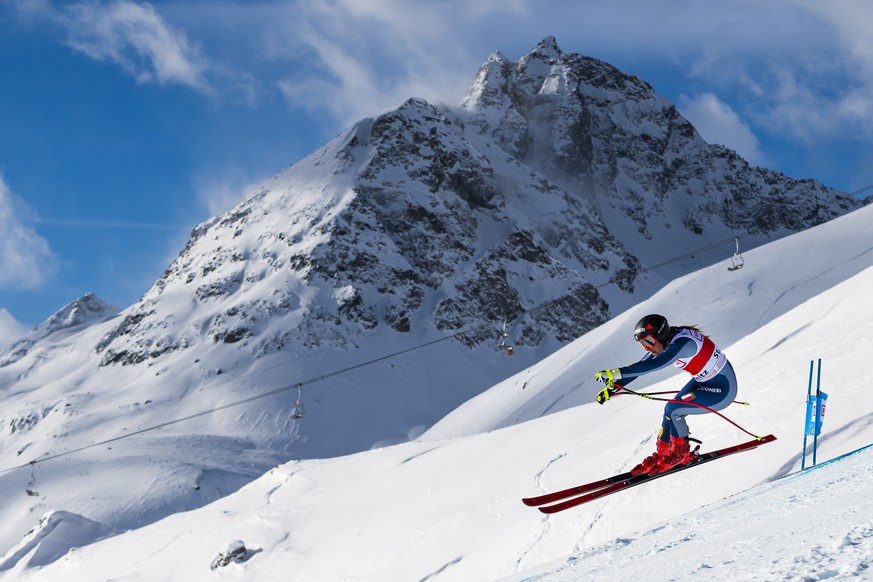 Sofia Goggia of Italy in action during the women&#039;s Super-G race at the FIS Alpine Ski World Cup, in St. Moritz, Switzerland, Saturday, December 14, 2019. (KEYSTONE/Jean-Christophe Bott)