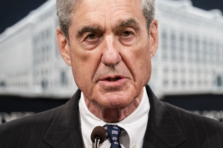 epa07610518 Special Counsel Robert Mueller speaks to the media about the results of the Russia investigation at the Justice Department in Washington, DC, USA, 29 May 2019. It is the first time Mueller ...