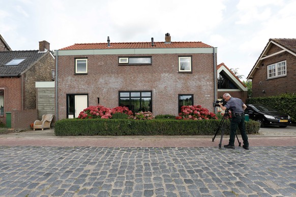 epa06160087 The house of the 22-year-old suspect who is arrested in Langeweg, The Netherlands, 24 August 2017, in connection with terror threat at a concert of the American band Allah-Las, in the Maas ...
