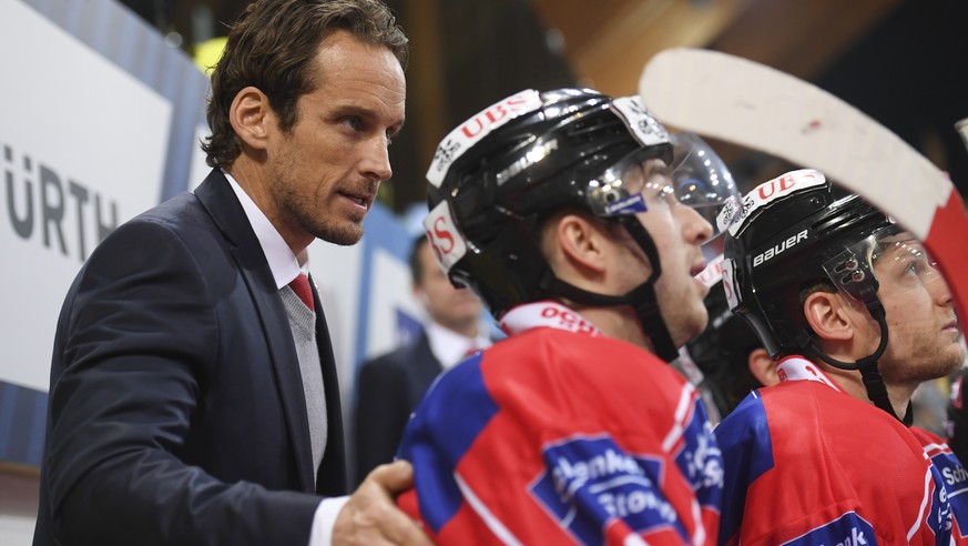 Team Suisse head coach Patrick Fischer during the game between Team Suisse and HC Davos at the 91th Spengler Cup ice hockey tournament in Davos, Switzerland, Saturday, December 30, 2017. (KEYSTONE/Gia ...