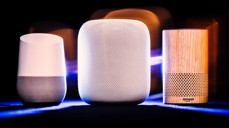 Smarte Lautsprecher von Google, Apple und Amazon.