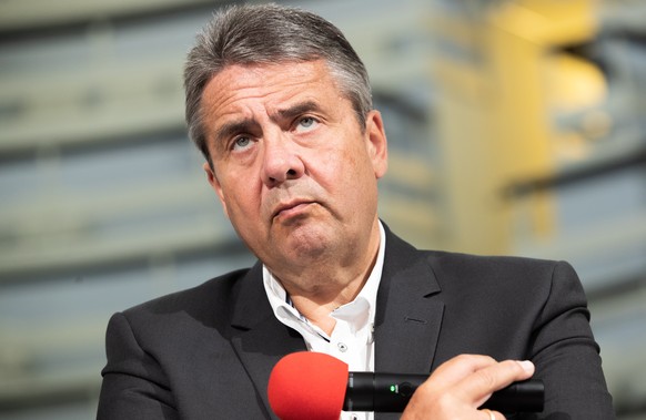 epa08158216 epa07670234 (FILE) - Former German Foreign Minister Sigmar Gabriel speaks during the Economic Forum of the Social Democratic Party (SPD) at the Google offices in Berlin, Germany, 24 June 2 ...