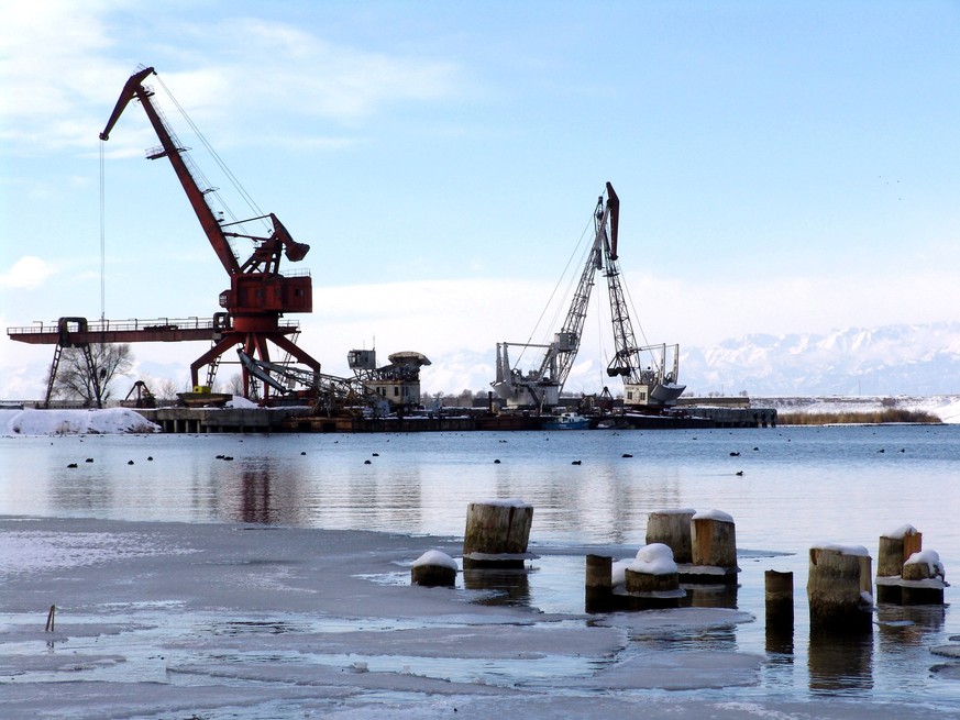 Oil Drilling in Central Asia turkmenistan kazakhstan gas