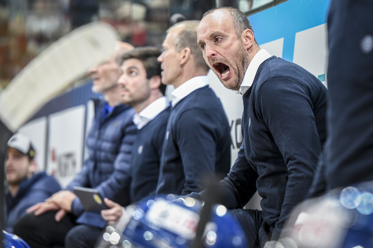 Davos&#039; head coach Christian Wohlwend during the game between Team Canada and HC Davos, at the 93th Spengler Cup ice hockey tournament in Davos, Switzerland, Saturday, December 28, 2019. (KEYSTONE ...