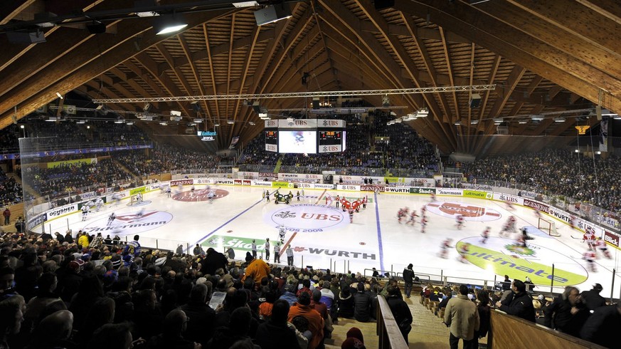 General view of the Vaillant Arena during the game between Team Canada and Czech team HC Energie Karlovy Vary at the 83rd Spengler Cup ice hockey tournament in Davos, Switzerland, Saturday, December 2 ...