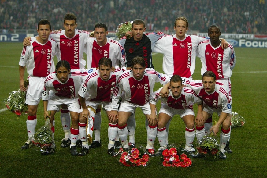 The team of Ajax Amsterdam prior to the Champions League match against Celta de Vigo, 22 October 2003. Standing, from left to right: Galasek, Ibrahimovic, Van Damme, Lobont, Pasanen and Trabelsi. Fron ...
