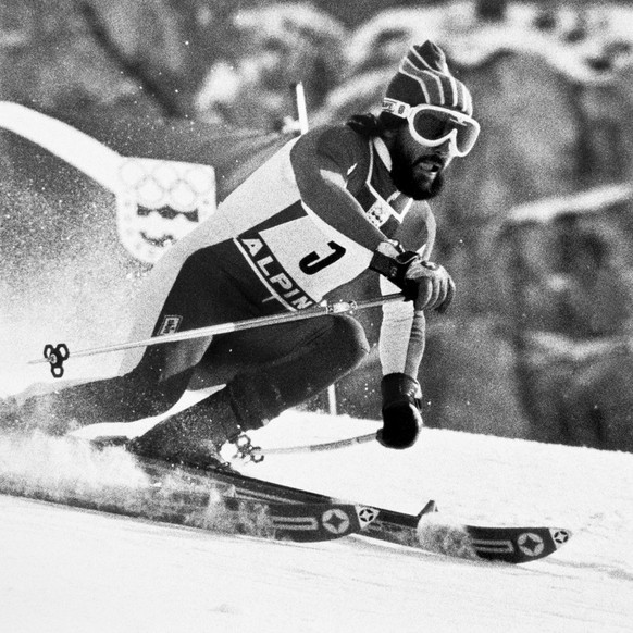 Der Schweizer Riesenslalom-Olympiasieger Heini Hemmi waehrend seiner Siegesfahrt an den Olympischen Winterspielen 1976 in Innsbruck am 10. Februar 1976. (KEYSTONE/EPU/Str)