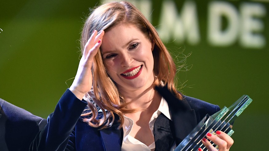 Lisa Bruehlmann gewinnt den Schweizer Filmpreis mit den Film Blue My Mind in der Kategorie Bester Spielfilm 2018 und Bestes Drehbuch 2018 bei der Preisverleihung in Zuerich am Freitag, 23. Maerz 2018. ...