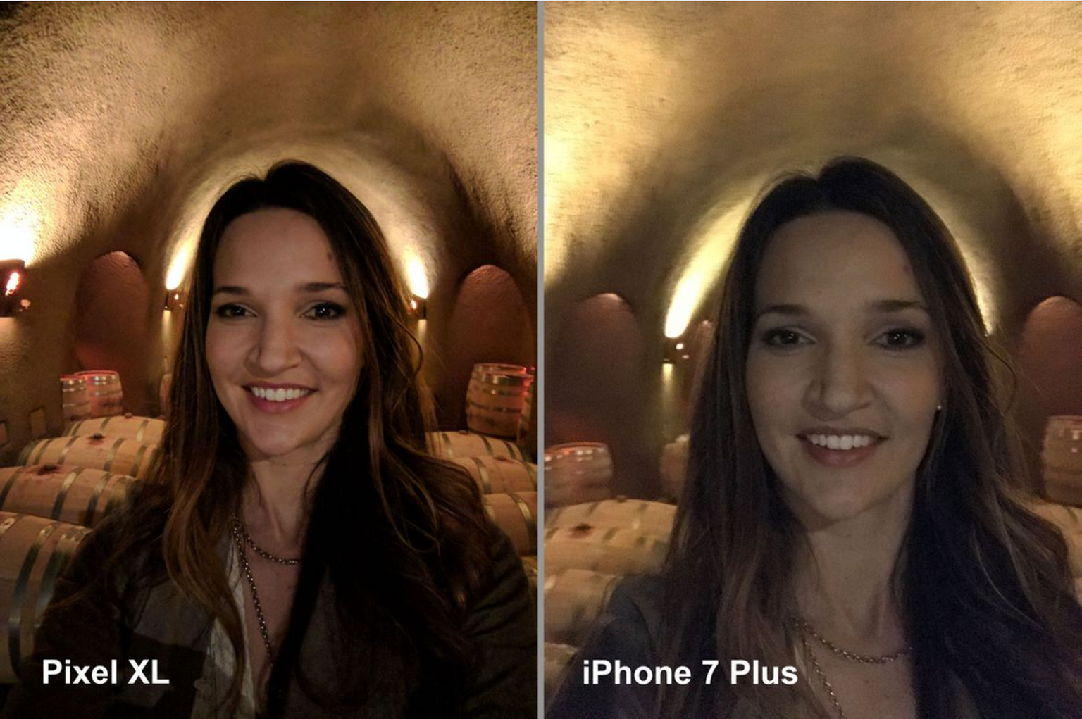 Beim Selfie im schlecht beleuchteten Innenraum wird der Unterschied frappant.