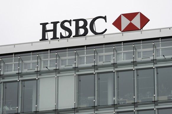 ARCHIV --- ZUM GEPLANTEN STELLENABBAU BEI DER BANK HSBC STELLEN WIR IHNEN FOLGENDES BILD ZUR VERFUEGUNG --- The logo of HSBC Private Bank is pictured in Geneva, Switzerland, Wednesday, February 18, 20 ...