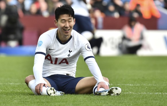 Tottenham&#039;s Son Heung-min reacts during the English Premier League soccer match between Aston Villa and Tottenham Hotspur at Villa Park in Birmingham, England, Sunday, Feb. 16, 2020. (AP Photo/Ru ...