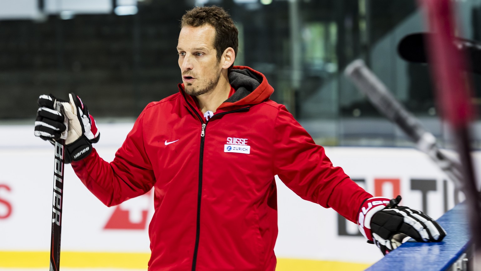 ARCHIV -- ZUM START DER EISHOCKEY WM AM FREITAG, 10. MAI 2019, STELLEN WIR IHNEN FOLGENDES BILDMATERIAL ZUR VERFUEGUNG  Patrick Fischer, head coach of Switzerland national ice hockey team, reacts dur ...