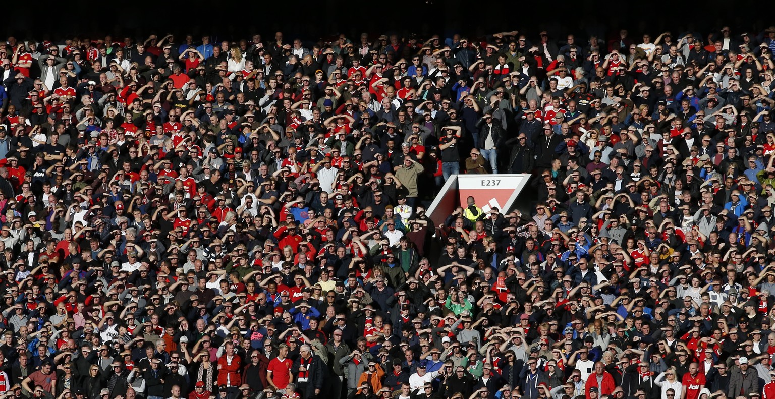 Den Erzrivalen in Sicht: Liverpool-Fans an der Anfield Road.