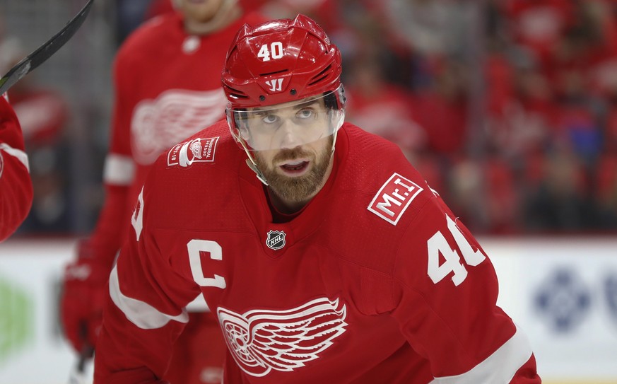 In this Jan. 20, 2018 photo, Detroit Red Wings&#039; Henrik Zetterberg plays against the Carolina Hurricanes in the first period of an NHL hockey game in Detroit. A degenerative back issue is causing  ...