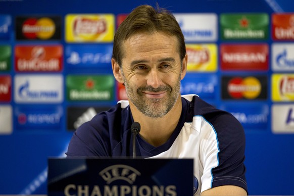 FILE - In this Tuesday, Nov. 3, 2015 file photo, Porto&#039;s then head coach Julen Lopetegui smiles during a press conference ahead of a group G Champions League soccer match against Maccabi Tel Aviv ...