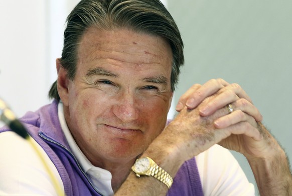 FILE - This Tuesday, Feb. 10, 2015 file photo shows tennis legend Jimmy Connors talks to the media during a press conference in Boca Raton, Fla. Connors was among those who were stranded in the mud an ...