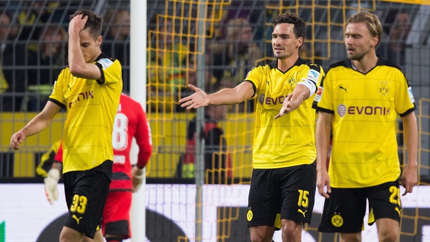 Gelb-Schwarz nervt sich: Captain Hummels, Julian Weigl (links) und Marcel Schmelzer.