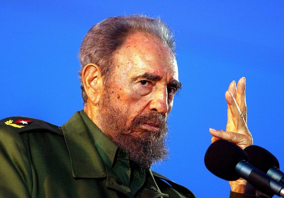 epa05647875 (FILE) A file photo dated 26 July 2006 of Cuban leader Fidel Castro during a public appearance in the city of Holguin, Cuba. According to a Cuban state TV broadcast, Cuban former President ...