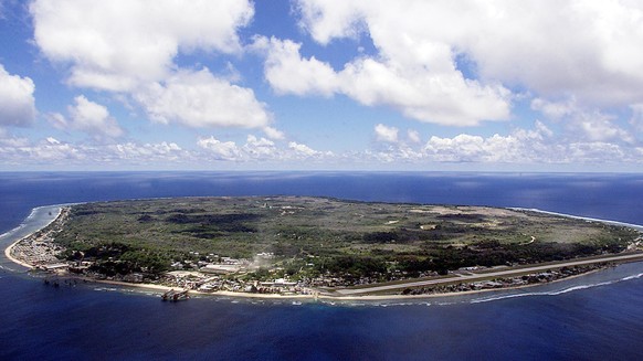 NAURU, NAURU: The barren and bankrupt island state of the Republic of Nauru awaits the arrival of 521 mainly Afghan refugees, 11 September 2001 which have been refused entry into Australia. The 25-squ ...