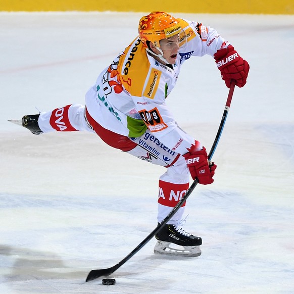 Rapperswil&#039;s Top Scorer Dominik Egli, during the preliminary round game of National League A (NLA) Swiss Championship 2019/20 between HC Ambri Piotta and SC Rapperwil - Jona Lakers at the ice sta ...