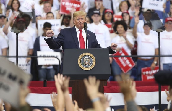 epa07972853 US President Donald J. Trump speaks during a rally at Rupp Arena in Lexington, Kentucky, USA, 04 November 2019. Trump was campaigning for Kentucky Governor Matt Bevin&#039;s re-election. E ...