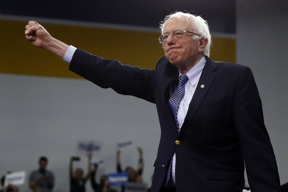 Democratic presidential candidate Sen. Bernie Sanders, I-Vt., arrives to speak to supporters at a primary night election rally in Manchester, N.H., Tuesday, Feb. 11, 2020. (AP Photo/Matt Rourke)
Berni ...