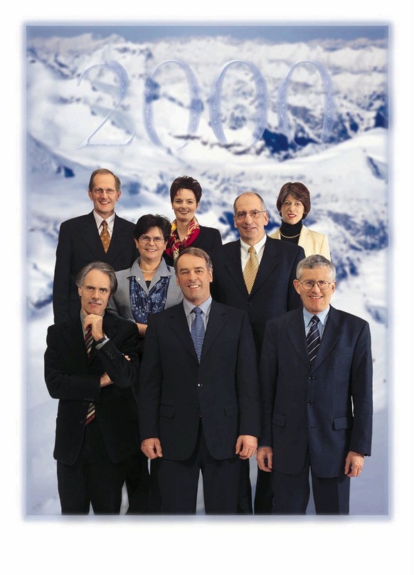 Die traditionelle Autogrammkarte des Bundesrates fuer das Jahr 2000 aufgenommen vom in Bern arbeitenden Fotografen Masato Yokoyama, der zu Ehren des Bundespraesidenten Adolf Ogi ein Bergmassiv als Hin ...
