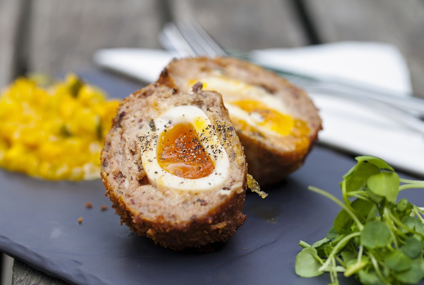 scotch eggs eier britisches essen food schottisch hackfleisch