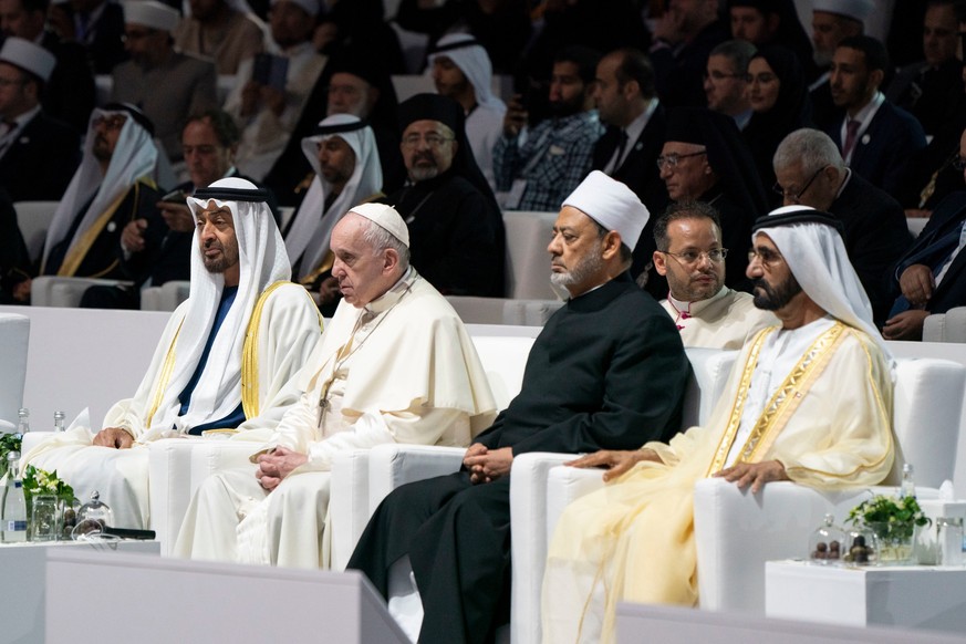 epa07343465 A handout photo made available by the Emirates Ministry of Presidential Affairs shows(L-R) HH Sheikh Mohamed bin Zayed Al Nahyan, Crown Prince of Abu Dhabi and Deputy Supreme Commander of  ...